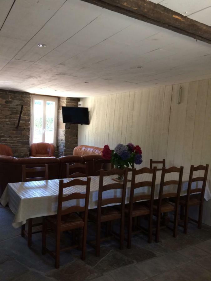 Les Roulottes De L'Airou Hotel Beauchamps  Kültér fotó